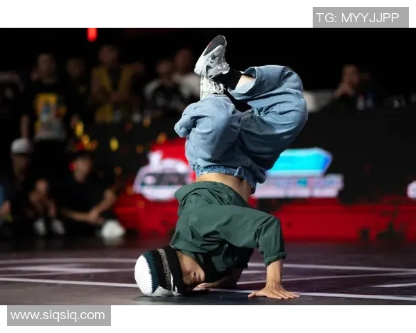 武汉街舞队的控制艺术探秘与街舞文化的深度融合分析 武汉街舞队的控制艺术探秘与街舞文化的深度融合分析