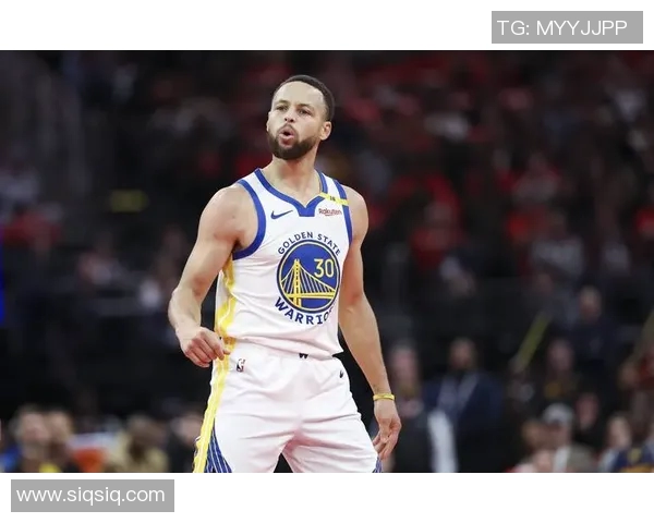 库里三分球总数突破4000大关成为历史第一人再创辉煌成就