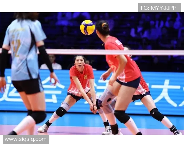 河南女排与北京女排激战正酣谁能在这场巅峰对决中笑到最后 河南女排与北京女排激战正酣谁能在这场巅峰对决中笑到最后