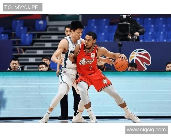 祝铭震的奋斗历程与职业生涯:从新星到行业翘楚的成长之路 祝铭震的奋斗历程与职业生涯:从新星到行业翘楚的成长之路