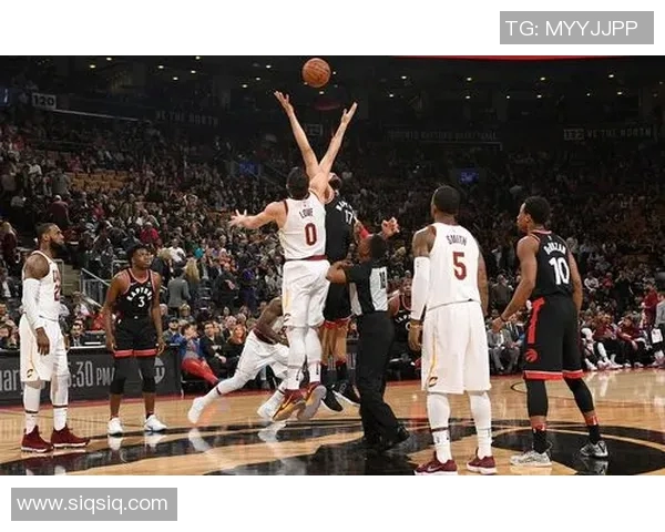 骑士与勇士巅峰对决直播全程回顾精彩瞬间与战术分析 骑士与勇士巅峰对决直播全程回顾精彩瞬间与战术分析