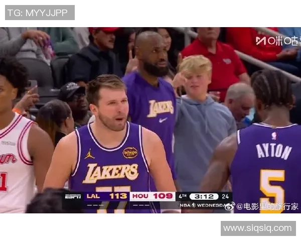 06火箭与湖人季后赛激战回顾传奇对决的巅峰时刻与经典瞬间 06火箭与湖人季后赛激战回顾传奇对决的巅峰时刻与经典瞬间