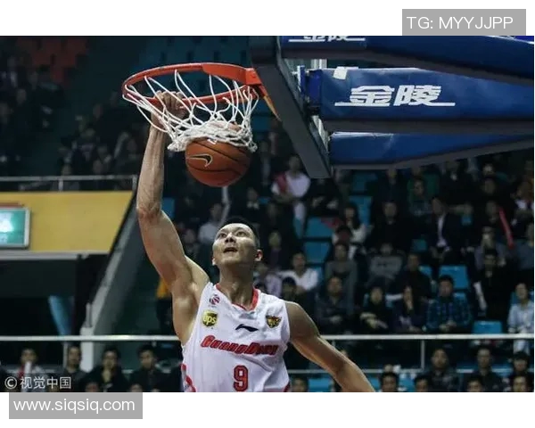 易建联的篮球传奇之路:从少年天才到国家队核心的成长历程与辉煌成就 易建联的篮球传奇之路:从少年天才到国家队核心的成长历程与辉煌成就
