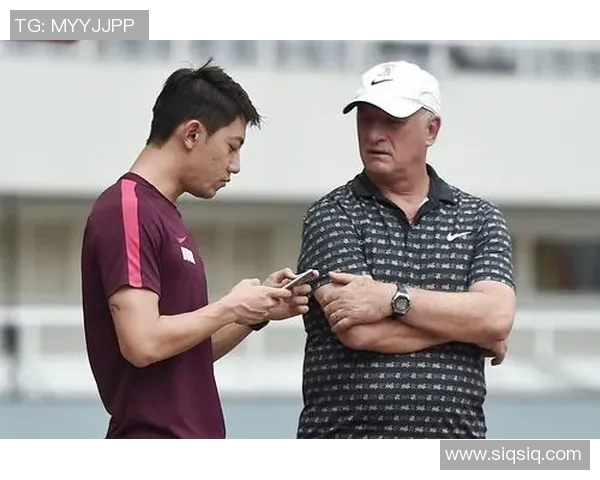 权健与恒大对决分析各国球迷热议赛事背后的故事与影响
