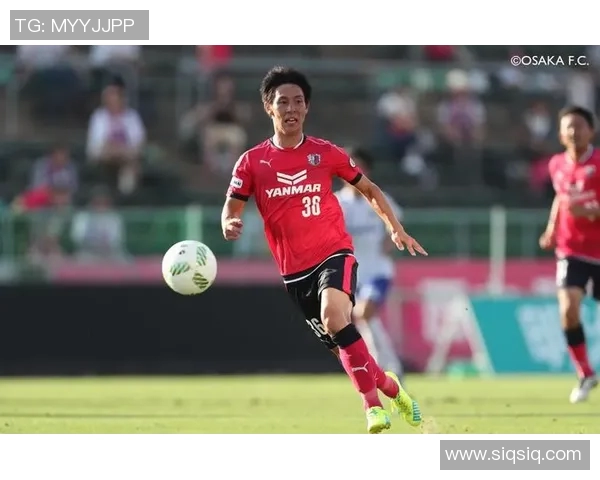 横滨足球队对阵爱媛队精彩直播全程回顾与赛后分析 横滨足球队对阵爱媛队精彩直播全程回顾与赛后分析